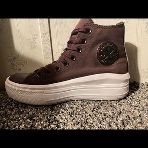 Converse Hi Top Move